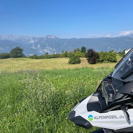 Alpen-Hostel - Apartment Talstation Mit Motorradvermietung Memmingen Bagian luar foto