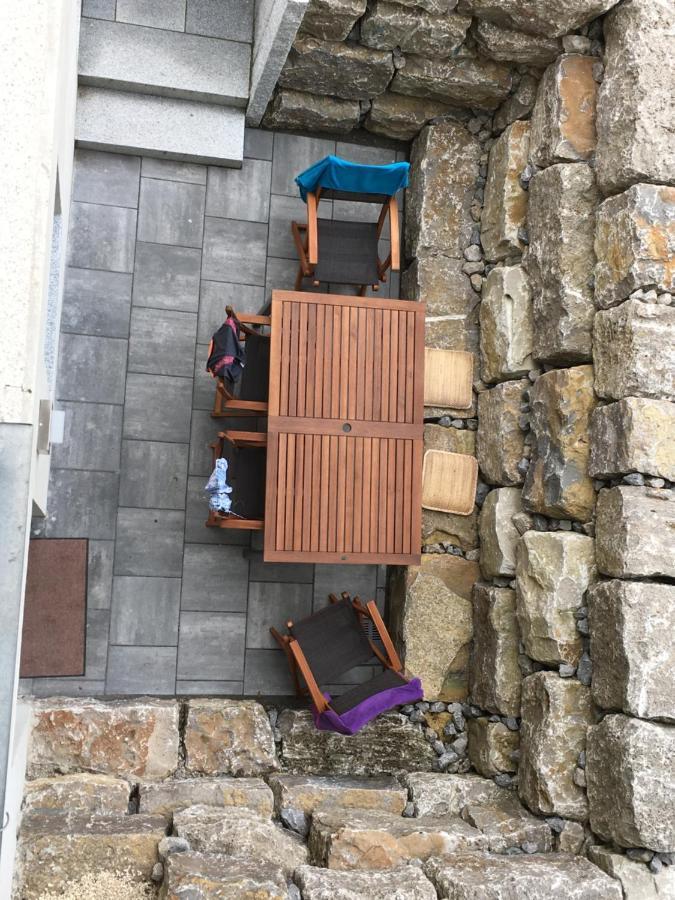 Alpen-Hostel - Apartment Talstation Mit Motorradvermietung Memmingen Bagian luar foto